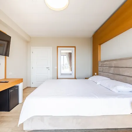 ホテル Antik ドゥラス