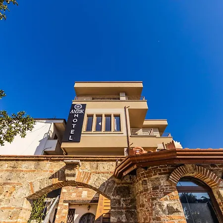 Antik * Дуррес